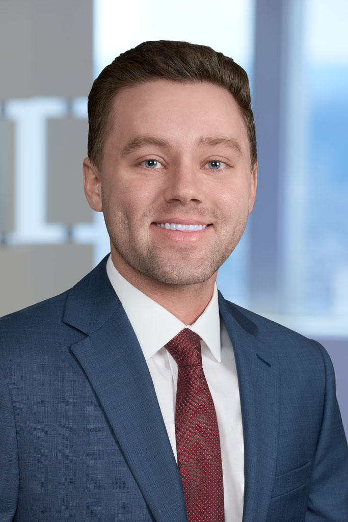 Ethan Glendening People Ropes & Gray LLP
